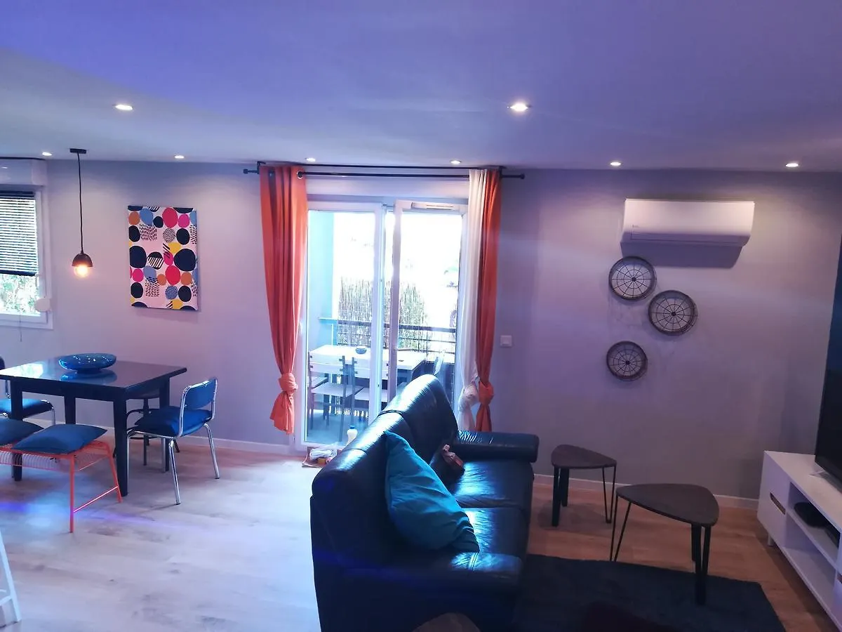 High Standing Apart 55M2 - Reserved Parking - 1 Room Avignon 0*,  France